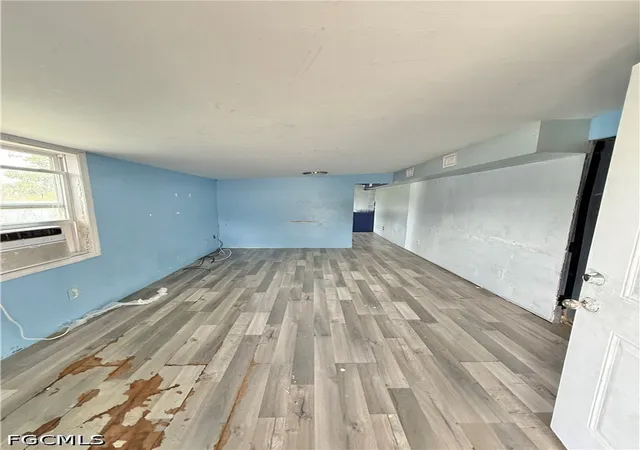 Photo 4 of Manufactured home for sale at 26646 Token Ct, Bonita Springs, FL 34135 | MLS# 2026032504 | Listing updated on 2026-08-26
