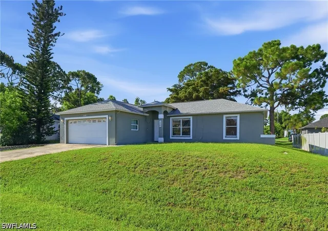 Photo 2 of Single family home for sale at 8346 Bamboo Rd, Fort Myers, FL 33967 | MLS# 226027573 | Listing updated on 2026-08-21