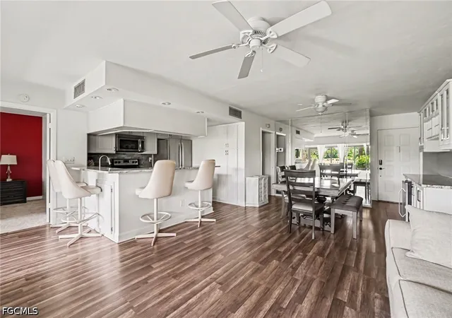 Photo 3 of Condo for sale at 5625 Trailwinds Dr #412, Fort Myers, FL 33907 | MLS# 2026032554 | Listing updated on 2026-08-30