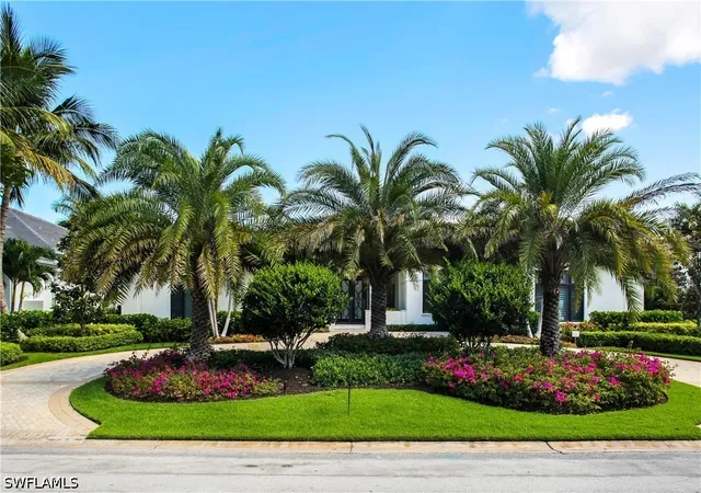 Photo 3 of Single family home for sale at 595 Regatta Rd, Naples, FL 34103 | MLS# 226027958 | Listing updated on 2026-08-15