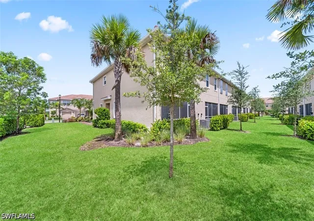 Photo 4 of Townhouse for sale at 2914 Citrus St, Naples, FL 34120 | MLS# 226027616 | Listing updated on 2026-08-24