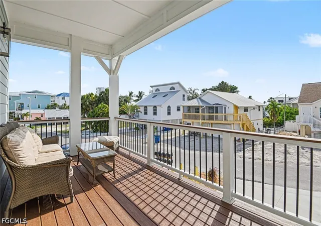 Photo 3 of Single family home for sale at 224 Fairweather Ln, Fort Myers Beach, FL 33931 | MLS# 2026032607 | Listing updated on 2026-08-23