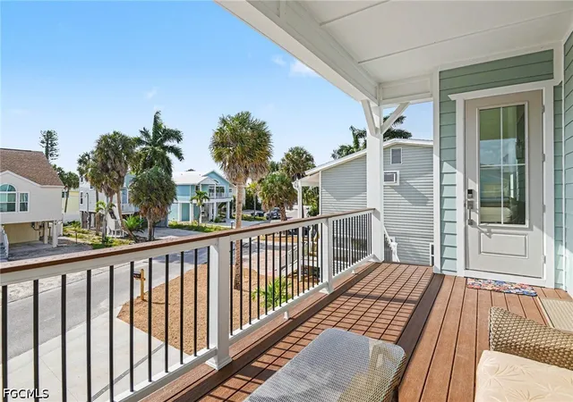 Photo 4 of Single family home for sale at 224 Fairweather Ln, Fort Myers Beach, FL 33931 | MLS# 2026032607 | Listing updated on 2026-08-23