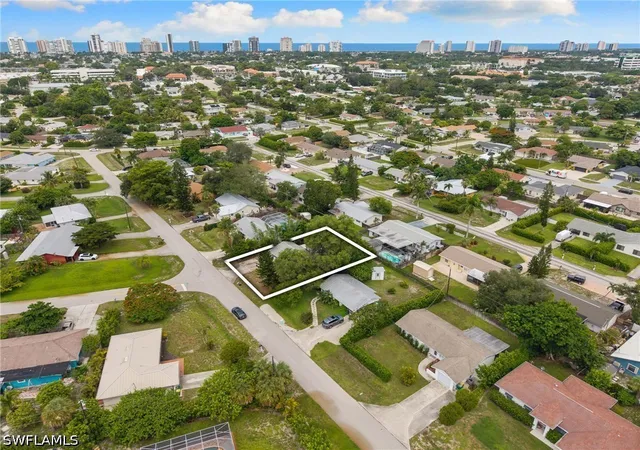 Photo 3 of Single family home for sale at 1297 Ingraham St, Naples, FL 34103 | MLS# 226026381 | Listing updated on 2026-08-30