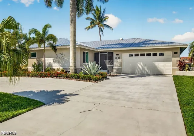 Photo 2 of Single family home for sale at 701 Santa Margerita Ln, Punta Gorda, FL 33950 | MLS# 2026032619 | Listing updated on 2026-08-13