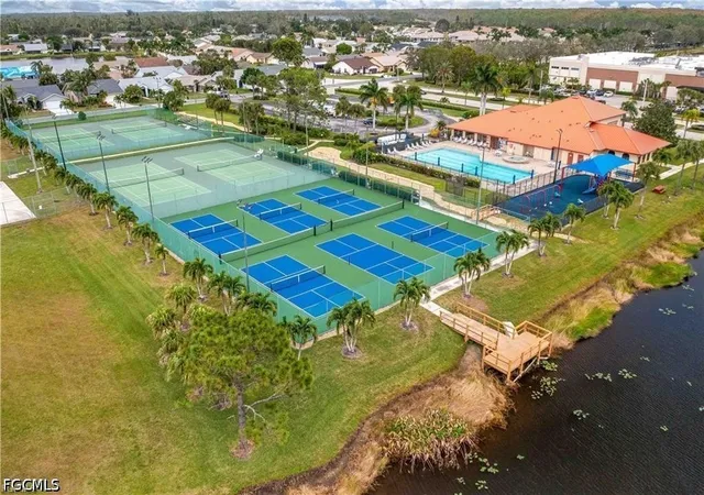 Photo 1 of Sale Pending at 13205 Whitehaven Ln #1605, Fort Myers, FL 33966 | MLS# 2026032737 | Listing updated on 2026-08-24