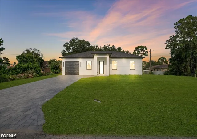 Photo 3 of Sale Pending at 1718 Hibiscus Ave, Lehigh Acres, FL 33972 | MLS# 2026032785 | Listing updated on 2026-09-29