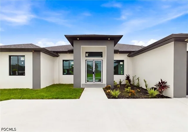 Photo 2 of Sale Pending at 143 Nelson Rd N, Cape Coral, FL 33993 | MLS# 2026032820 | Listing updated on 2026-08-20