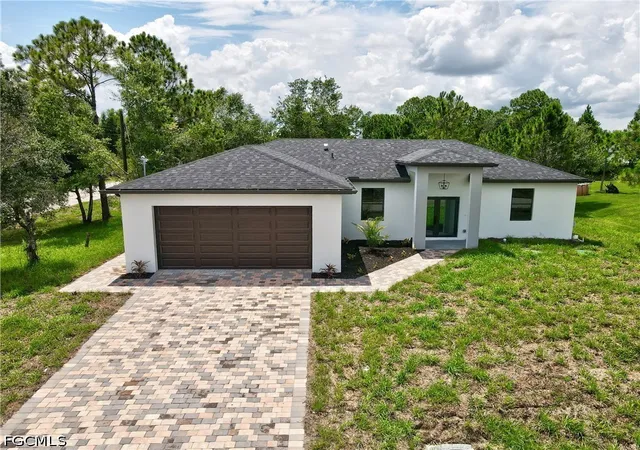 Photo 2 of Sale Pending at 2000 W 14th Street, Lehigh Acres, FL 33972 | MLS# 2026032826 | Listing updated on 2026-08-26