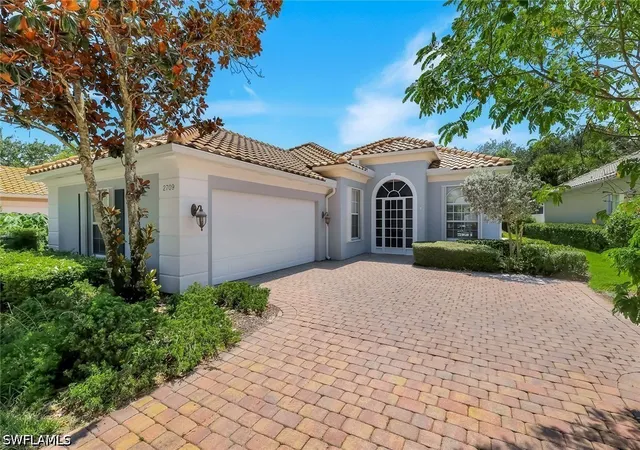 Photo 1 of Sale Pending at 2709 Is Pond Ln, Naples, FL 34119 | MLS# 226026711 | Listing updated on 2026-08-16
