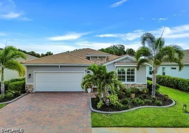 Photo 1 of Single family home for sale at 426 Tamarindo Ln, Naples, FL 34114 | MLS# 226028414 | Listing updated on 2026-08-23