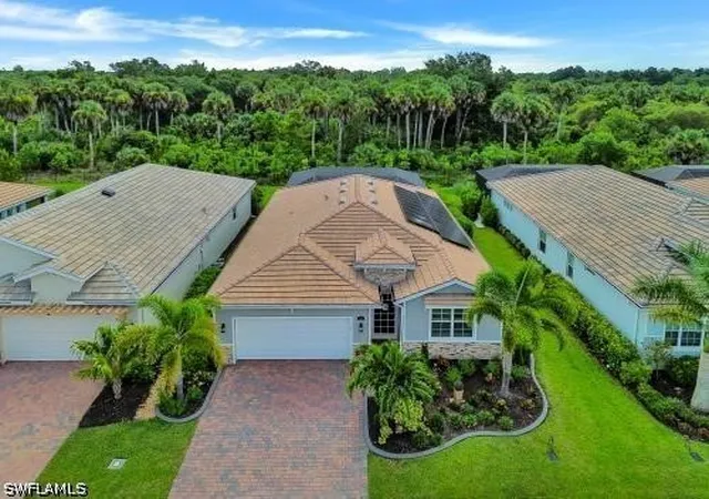 Photo 3 of Single family home for sale at 426 Tamarindo Ln, Naples, FL 34114 | MLS# 226028414 | Listing updated on 2026-08-23