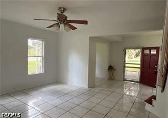 Photo 3 of Sale Pending at 253 S Cypress St, Labelle, FL 33935 | MLS# 2026033276 | Listing updated on 2026-08-19