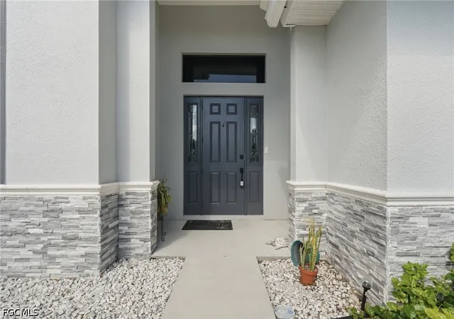 Photo 3 of Single family home for sale at 7038 Tide Cir, Labelle, FL 33935 | MLS# 2026033486 | Listing updated on 2026-08-27