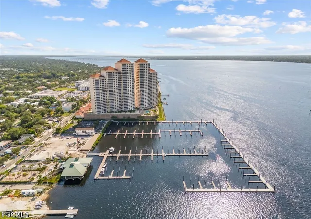 Listing Photo 2 - Condo for sale in building located at 2104 W First St, Fort Myers, FL 33901 - Unit #1802
