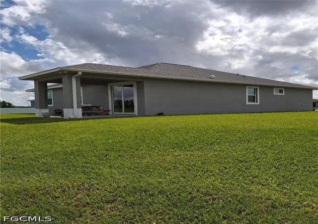 Photo 3 of Single family home for sale at 9019 E Broad Ct, Labelle, FL 33935 | MLS# 2026033521 | Listing updated on 2026-08-13
