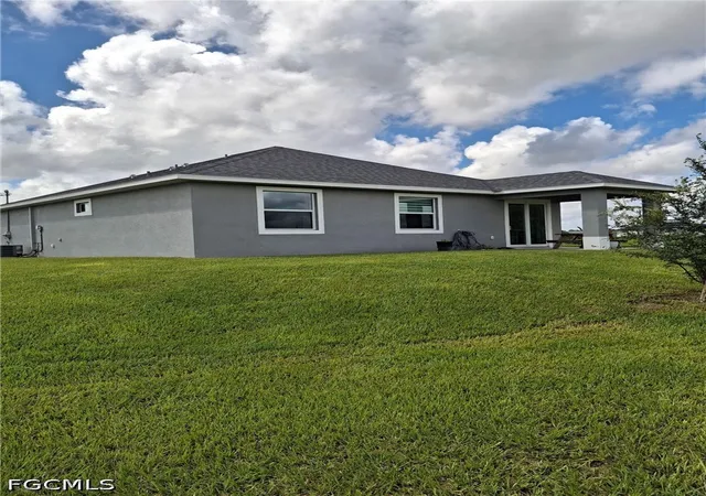 Photo 3 of Single family home for sale at 9019 E Broad Ct, Labelle, FL 33935 | MLS# 2026033521 | Listing updated on 2026-08-13