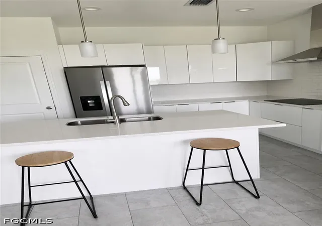 Photo 4 of Single family home for sale at 9019 E Broad Ct, Labelle, FL 33935 | MLS# 2026033521 | Listing updated on 2026-08-13