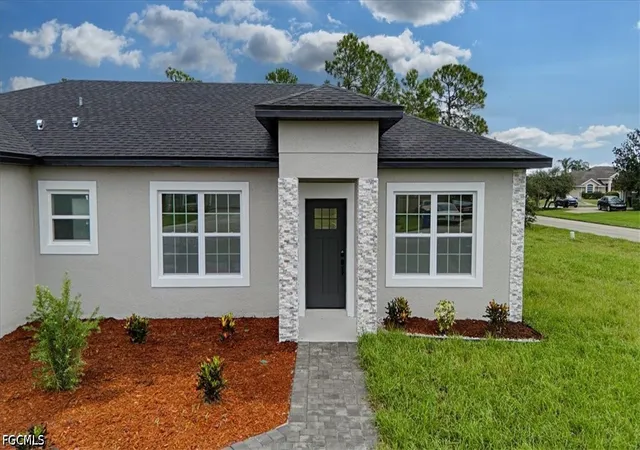 Photo 2 of Sale Pending at 4700 San Ignacio Dr, Sebring, FL 33872 | MLS# 2026033544 | Listing updated on 2026-08-30