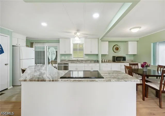 Photo 3 of Manufactured home for sale at 293 Edwardo Ave, Fort Myers, FL 33905 | MLS# 2026033689 | Listing updated on 2026-08-13