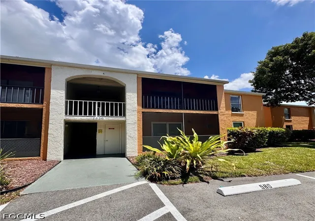 Photo 2 of Condo for sale at 12658 Kenwood Ln #B, Fort Myers, FL 33907 | MLS# 2026033699 | Listing updated on 2026-08-13