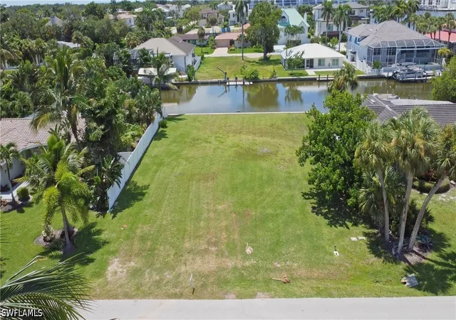 Photo 2 of Sale Pending at 476 Pine Ave, Naples, FL 34108 | MLS# 226028866 | Listing updated on 2026-08-20