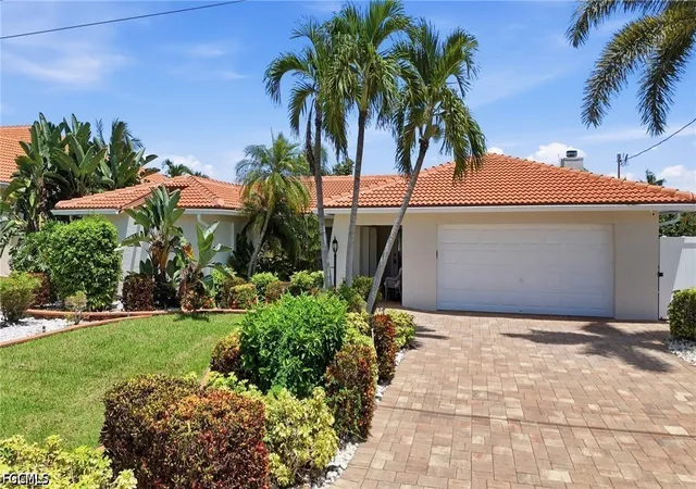 2nd image of 5331 Mayfair Ct, Cape Coral, FL 33904 | MLS# 2026033850