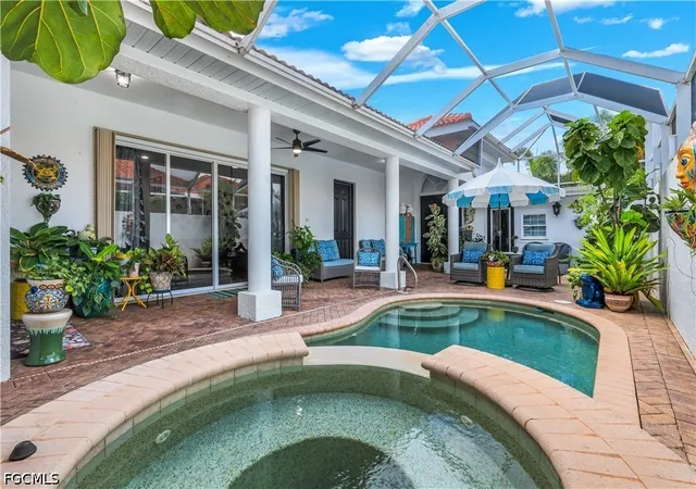 Photo 2 of Townhouse for sale at 13963 Avon Park Cir, Fort Myers, FL 33912 | MLS# 2026033861 | Listing updated on 2026-08-21