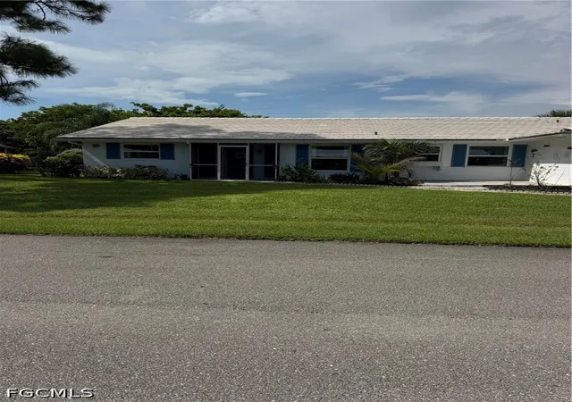 Photo 1 of Single family home for sale at 30 Maui Cir #30, Naples, FL 34112 | MLS# 2026033874 | Listing updated on 2026-08-27