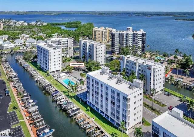 Photo 2 of Condo for sale at 4321 Bay Beach Ln #634, Fort Myers Beach, FL 33931 | MLS# 2026034006 | Listing updated on 2026-08-20