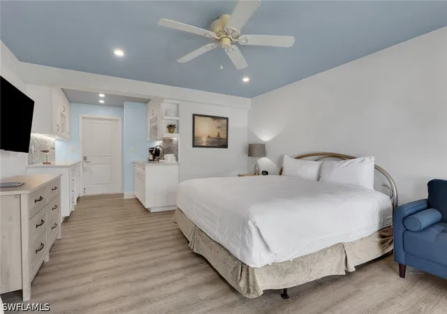 Photo 4 of Condo for sale at 900 Broad Ave S #139, Naples, FL 34102 | MLS# 226029056 | Listing updated on 2026-08-21