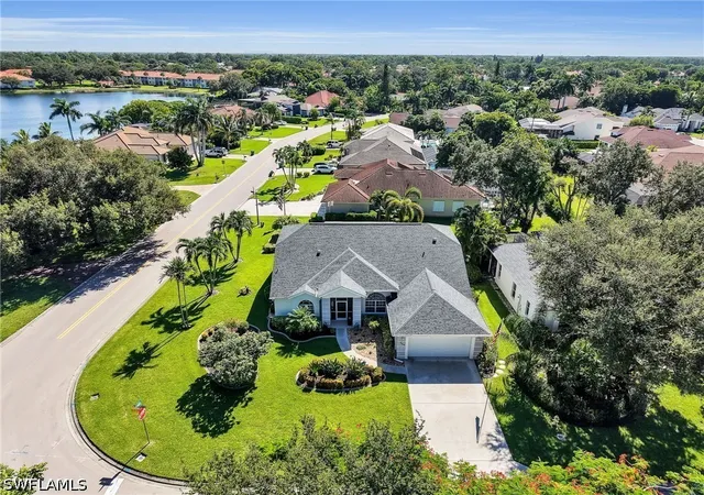 Photo 3 of Single family home for sale at 6832 Compton Ln S, Naples, FL 34104 | MLS# 226029038 | Listing updated on 2026-08-22