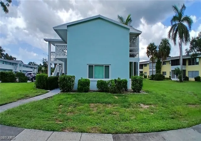 Listing Photo 4 - Condo for sale in building located at 1207 Tropic Ter, North Fort Myers, FL 33903