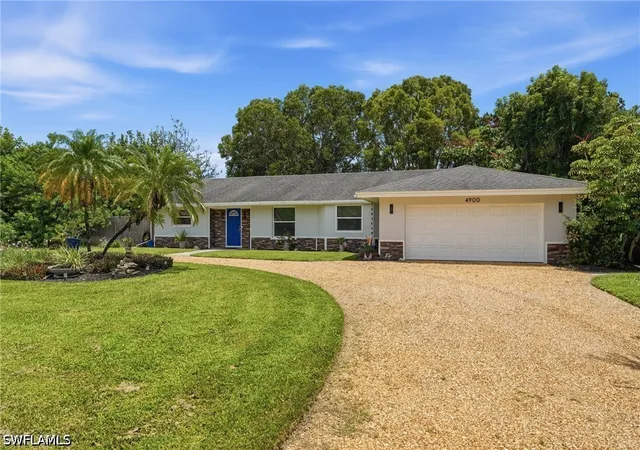 Photo 2 of Sale Pending at 4900 Tahiti Ln, Naples, FL 34112 | MLS# 226029358 | Listing updated on 2026-08-25