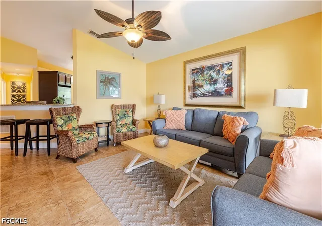 Listing Photo 5 - Condo for sale in building located at 3705 Fieldstone Blvd, Naples, FL 34109 - Unit #404