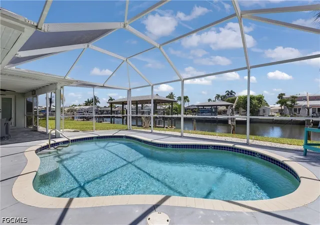 Photo 3 of Single family home for sale at 140 Egret St, Fort Myers Beach, FL 33931 | MLS# 2026034417 | Listing updated on 2026-08-26