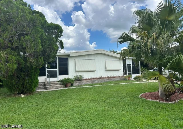 Photo 2 of Manufactured home for sale at 281 Lime Key Ln #140, Naples, FL 34114 | MLS# 226028953 | Listing updated on 2026-08-14