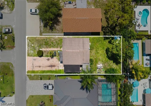 Photo 1 of Single family home for sale at 641 105th Avenue N, Naples, FL 34108 | MLS# 226029089 | Listing updated on 2026-08-13
