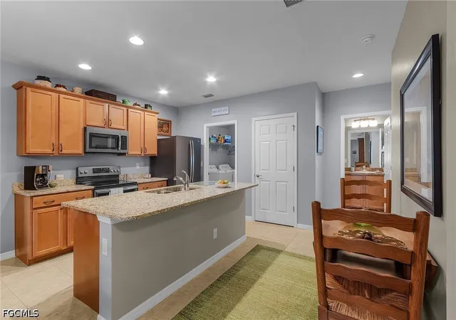 Photo 4 of Townhouse for sale at 15262 Ligustrum Ln, Alva, FL 33920 | MLS# 2026034439 | Listing updated on 2026-08-14