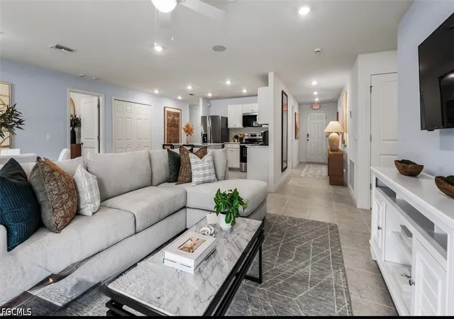 Photo 3 of Single family home for sale at 8085 Sunrise Cir, Labelle, FL 33935 | MLS# 2026034440 | Listing updated on 2026-08-13
