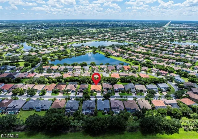 Photo 3 of Sale Pending at 9663 Blue Stone Cir, Fort Myers, FL 33913 | MLS# 2026034449 | Listing updated on 2026-08-29
