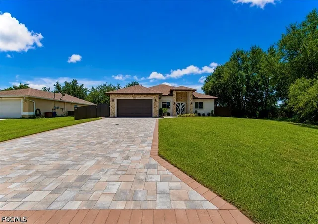 Photo 2 of Single family home for sale at 2903 4th Street Sw, Lehigh Acres, FL 33976 | MLS# 2026034451 | Listing updated on 2026-08-15