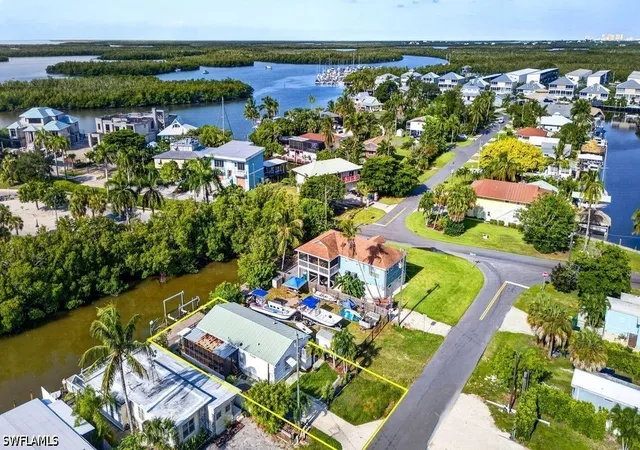 Photo 2 of Single family home for sale at 656 Palm Ave, Goodland, FL 34140 | MLS# 226029437 | Listing updated on 2026-08-26