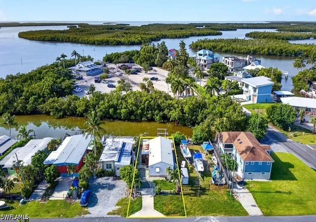 Photo 3 of Single family home for sale at 656 Palm Ave, Goodland, FL 34140 | MLS# 226029437 | Listing updated on 2026-08-26