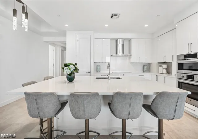 Photo 3 of Condo for sale at 1115 Central Ave #557, Naples, FL 34102 | MLS# 2026034576 | Listing updated on 2026-08-15