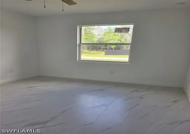 Listing Photo 5 - Condo for sale in building located at 2606 E 13th St, Lehigh Acres, FL 33972