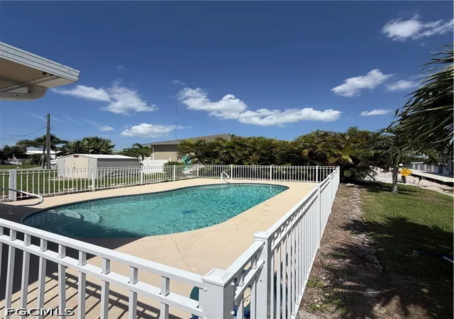 Photo 4 of Sale Pending at 741 Eldorado Dr, Punta Gorda, FL 33950 | MLS# 2026034660 | Listing updated on 2026-08-21