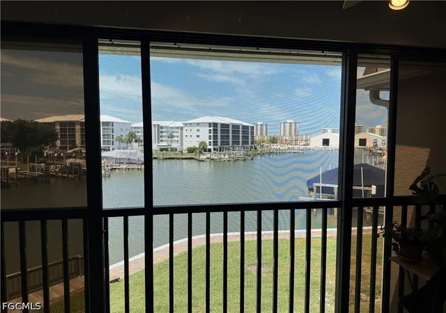 Photo 3 of Condo for sale at 200 Lenell Rd #326, Fort Myers Beach, FL 33931 | MLS# 2026034696 | Listing updated on 2026-08-15