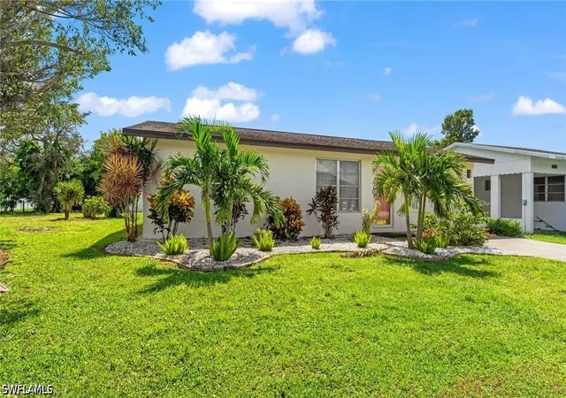 Photo 2 of Single family home for sale at 22 3rd Street, Bonita Springs, FL 34134 | MLS# 226029563 | Listing updated on 2026-08-16