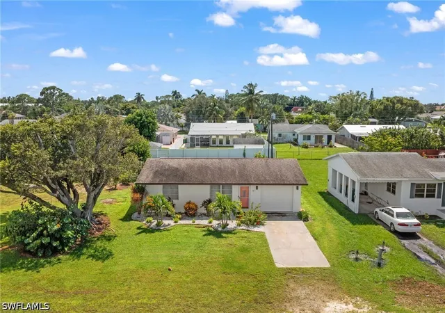 Photo 3 of Single family home for sale at 22 3rd Street, Bonita Springs, FL 34134 | MLS# 226029563 | Listing updated on 2026-08-16